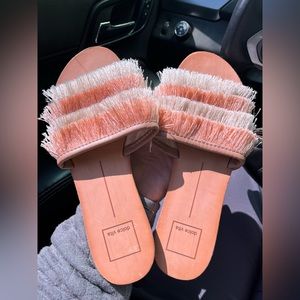 Dolce Vita Celaya Fringe Slides 7.5